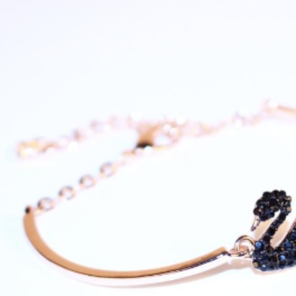 Swarovski Swan Bracelet - Picture 2 of 4